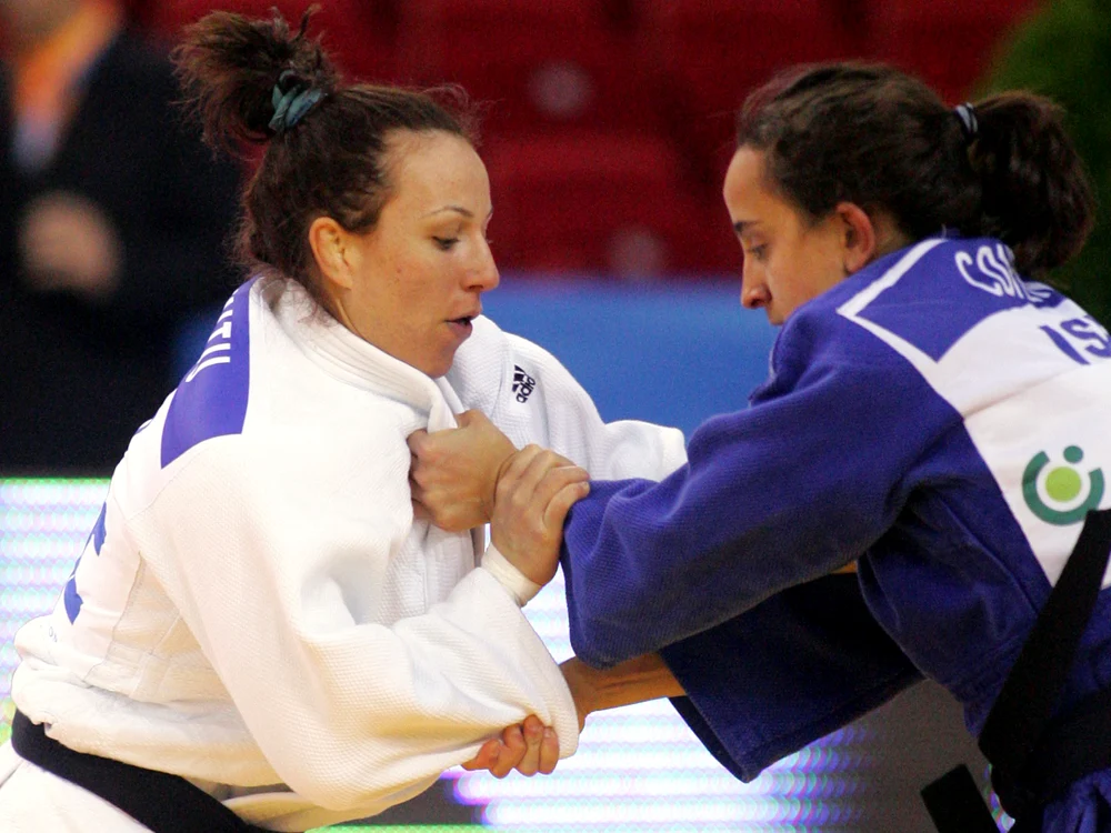 
    Andreea Chițu  