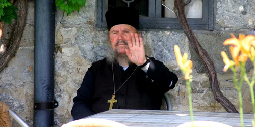 Parintele Ioanichie de la Vladiceni jpeg