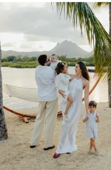  Emily Burghelea s-a întors acasă după o lună în Mauritius! 