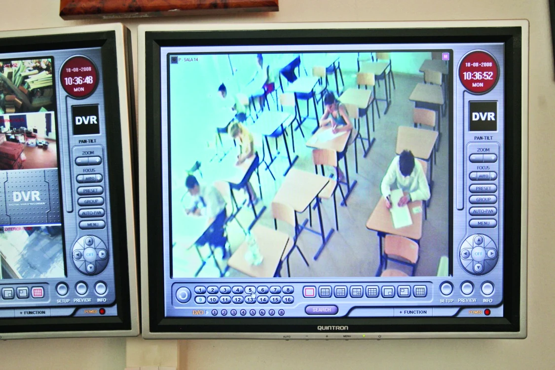 Proiectul prevede monitorizarea video a centrelor pentru copii şi bătrâni. Foto arhivă