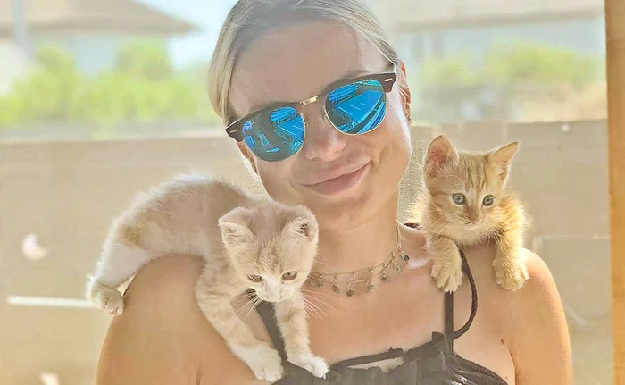 Jojo îi răsfață pe Alba și Sfântul