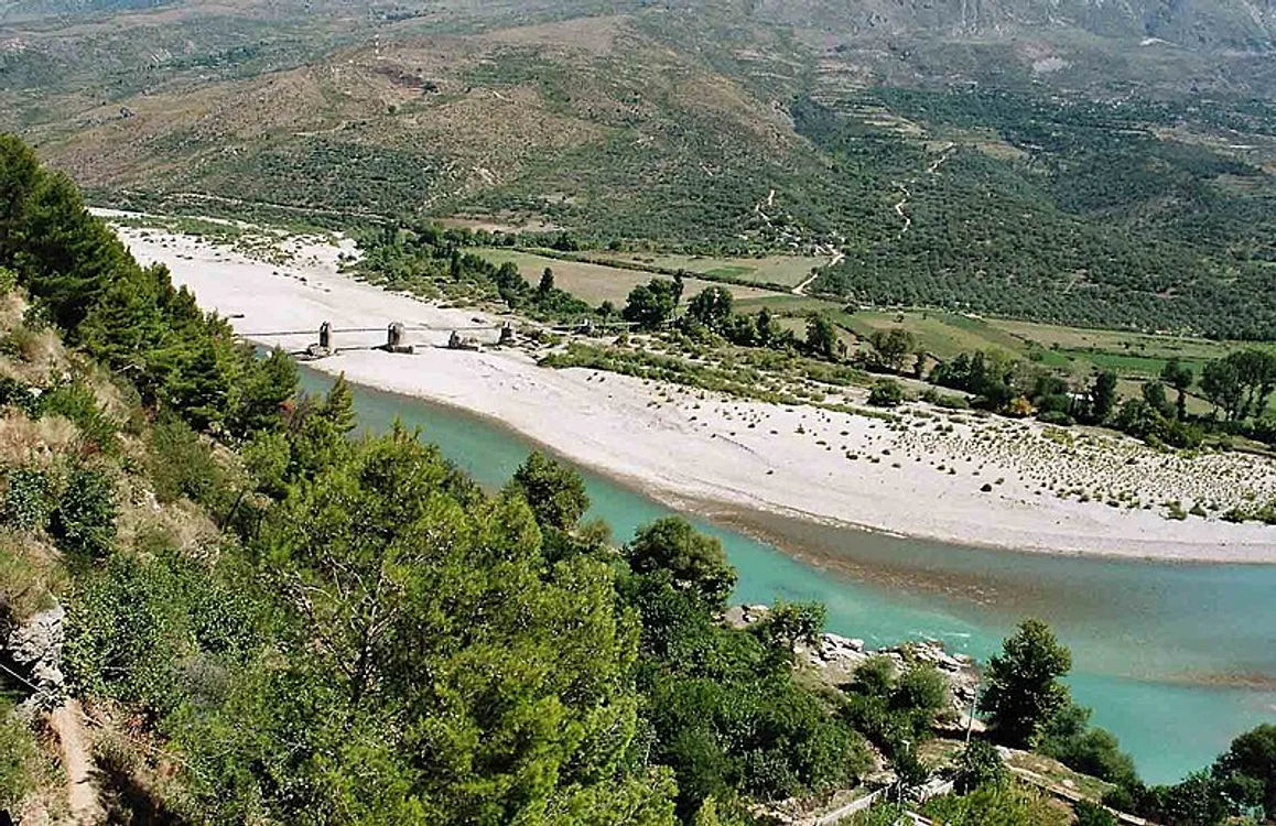 Vjosa River - Albania  FOTO commons.wikimedia.org