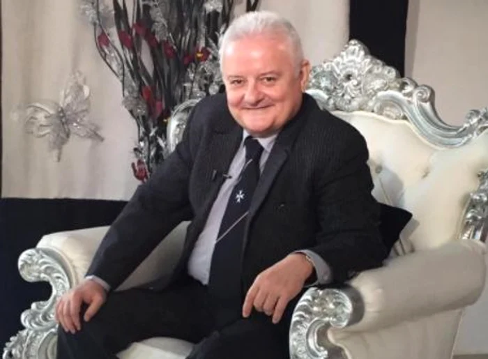 Nu are multă mobilă în living, dar are genți de la Louis Vuittonfoto: captură video