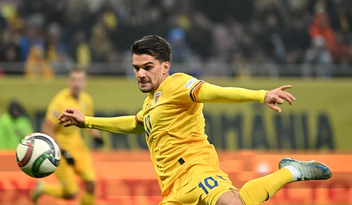 Ianis Hagi, relaxat înainte de preliminariile Mondialului (FOTO: Sportpictures)