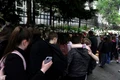 Sârbii aduc un ultima omagiu victimelor masacrului din Belgrad 4 mai 2023 foto EPA EFE jpg