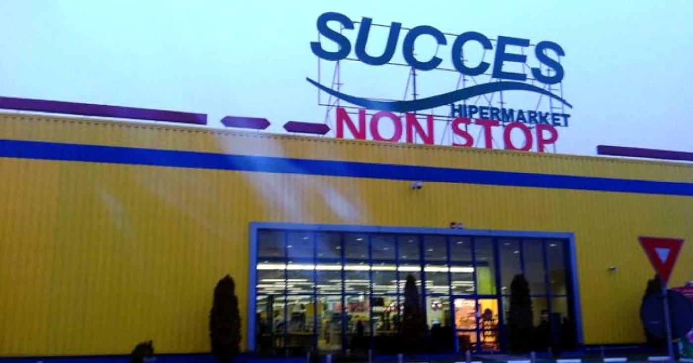 Reţeaua de magazine Succes este singura care mai este controlată de un om de afaceri din România, însă este în insolvenţă