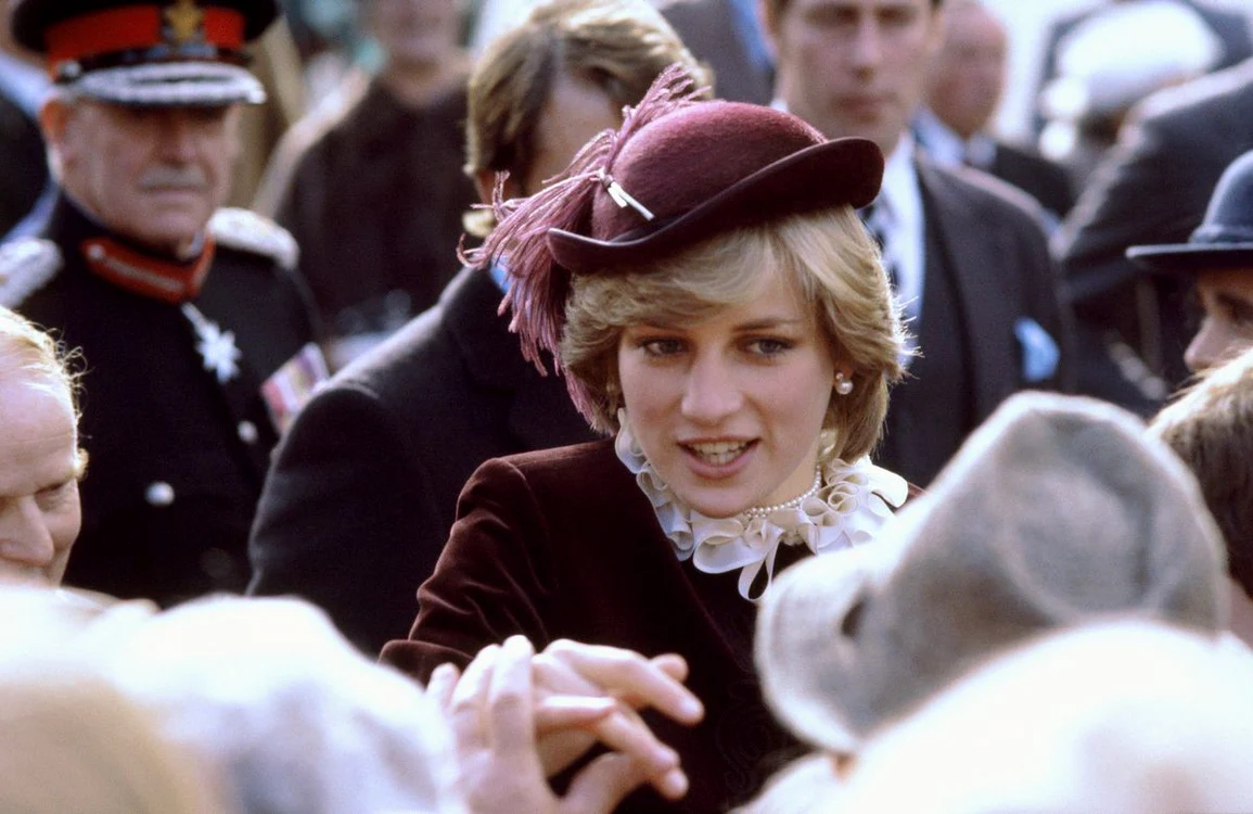 
    Prinţesa Diana  