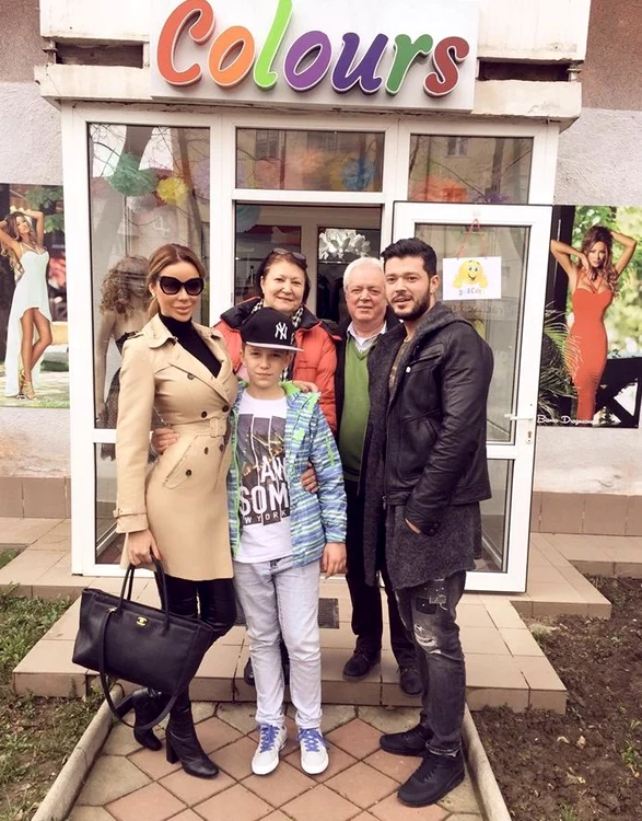 Părinţii lui Victor Slav au mers cu copiii în Hunedoara