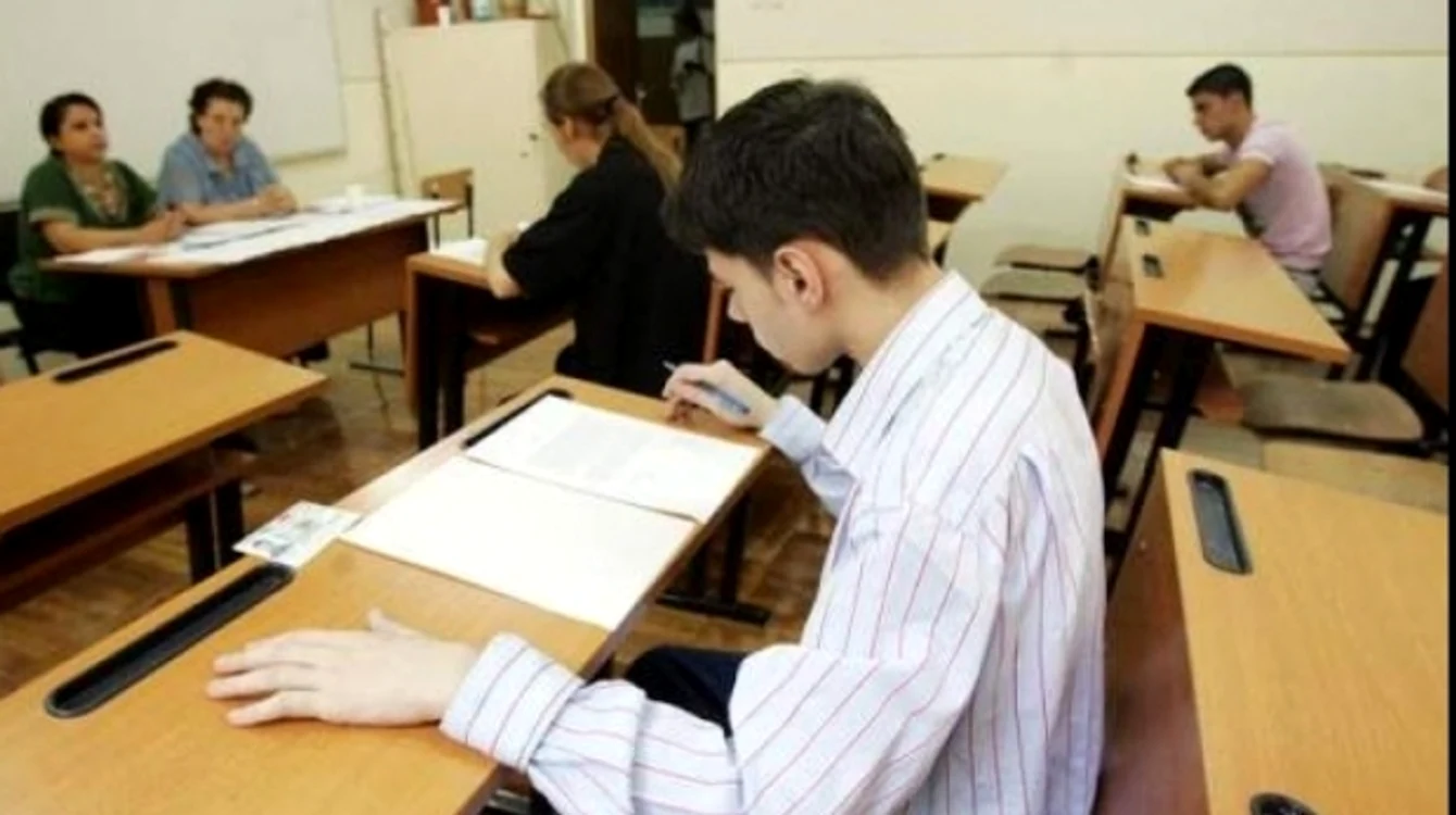 Elevii de clasa a VIII-a încep mâine Evaluarea Națională  FOTO: Arhivă 