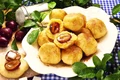 galuste cu prune 580x400 jpeg