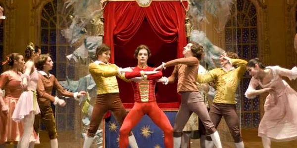 Lumină şi culoare pe scena teatrului