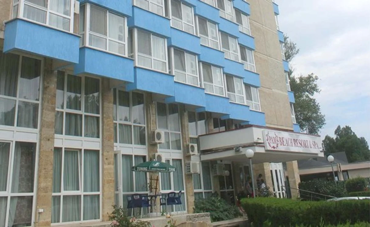 Fostul hotel Muntenia din Olimp a devenit Pam Beach Hotel&Spa și este deținut de Cristi Borcea