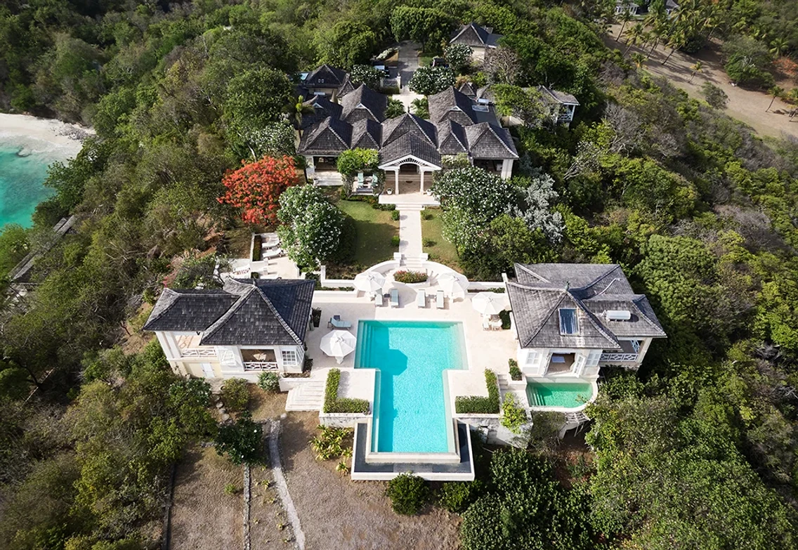 Turiștii pot închiria acum vila Les Jolie Eaux, din insula Mustique / foto: Mustique Island