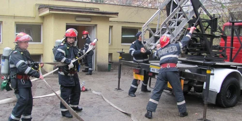Pompierii și paramedicii SMURD Satu Mare au avut anul acesta 1.862 de intervenţii