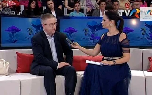 Povestea lui Boris Gâlcă a emoţionat-o până la lacrimi şi pe Andreea Marin FOTO: captură TVR