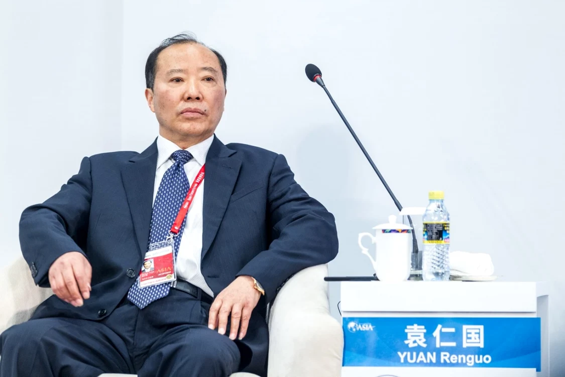 Yuan Renguo, regele băuturilor spirtoase din China