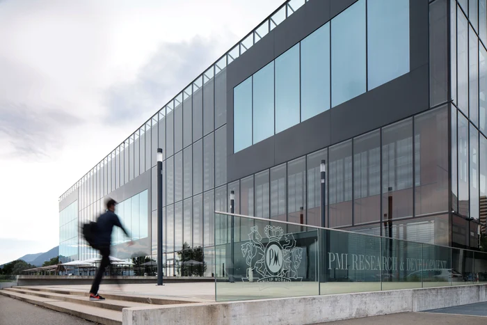 PMI Research & Development  ADVERT PHILIP MORRIS INTERNATIONAL