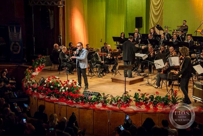 A cântat în faţa a circa 800 de oameni