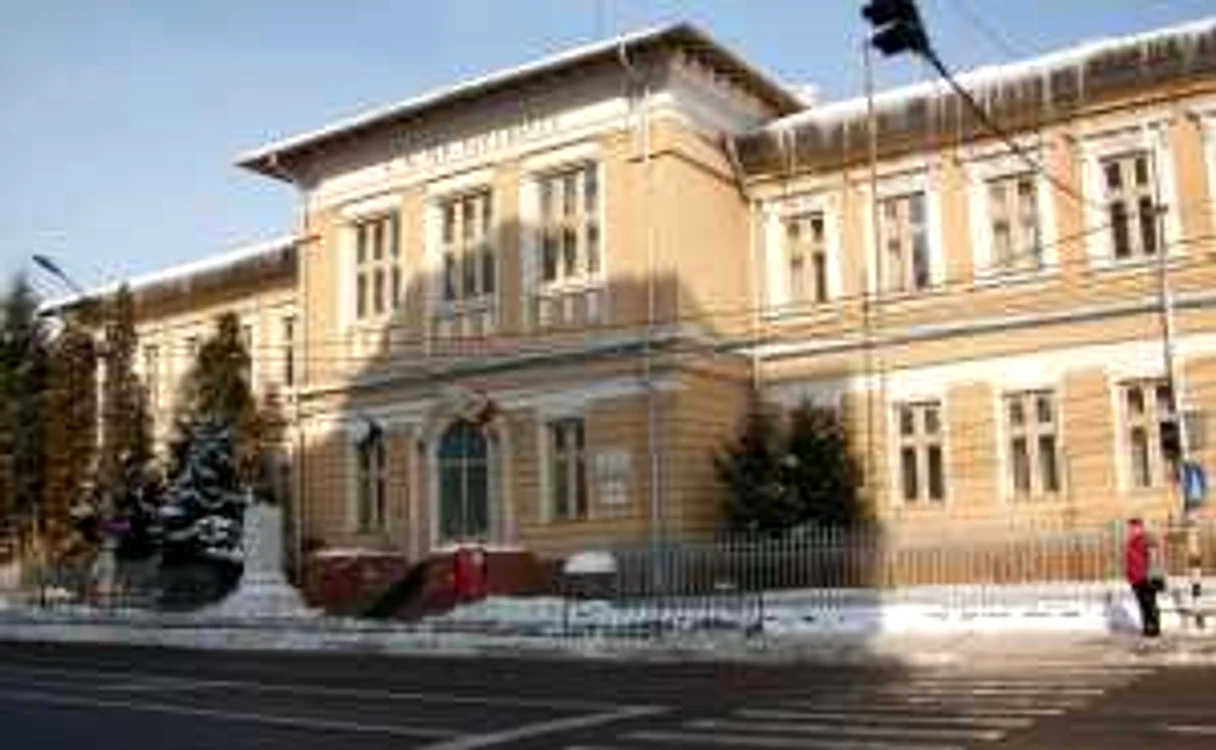 Colegiul Naţional “Ienăchiţă Văcărescu” Târgovişte
