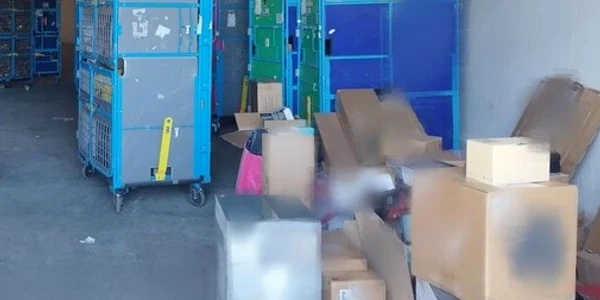 colete furate de romani in italia jpg