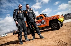 1 cheloo raliul dakar mihai ban reusita romaneasca premiera in automobilism au terminat cursa din arabia saudita 1 jpg jpeg