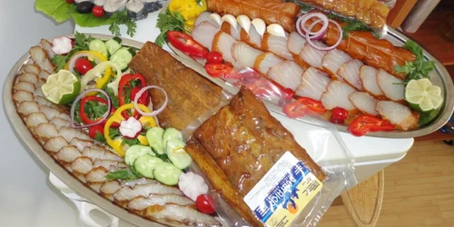 Peşte icre Scrumbia de Dunăre afumată Sursa Facebook Scrumbie de Dunăre afumată