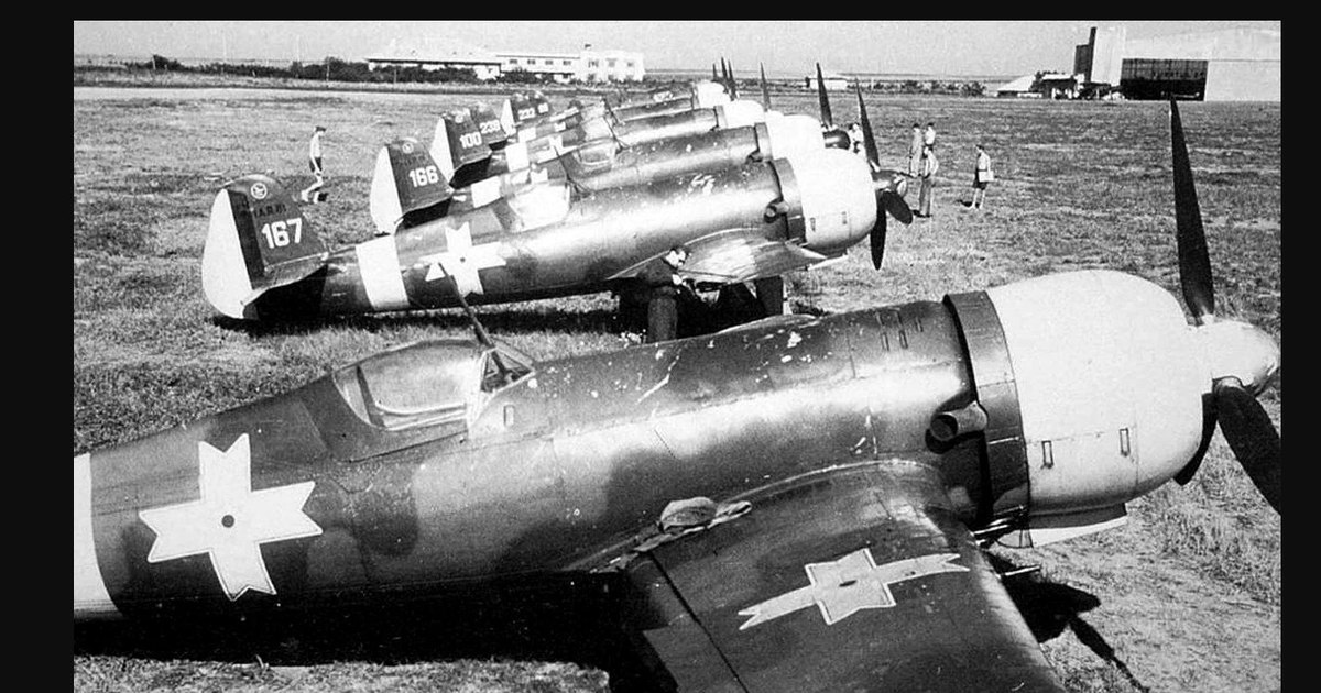 Ziua în care piloții români au obținut o victorie legendară. Pilotau exclusiv avioane românești și erau conduși de un as al aerului Ziua în care piloții români au obținut o victorie legendară. Pilotau exclusiv avioane românești și erau conduși de un as al aerului