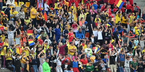 Suporteri naționala fotbal 2023 FOTO Sportpictures eu (2) jpg