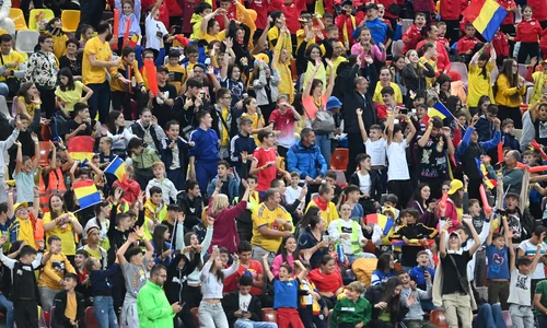 Suporteri naționala fotbal 2023 FOTO Sportpictures eu (2) jpg
