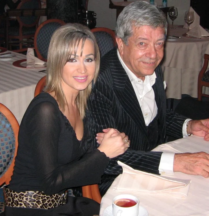 Ion Dichiseanu şi Simona Florescu au divorţat după 23 de ani de mariaj