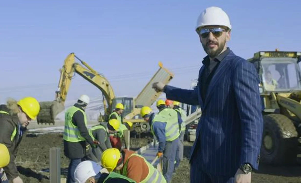 Ștefan Mandachi, afaceristul care a făcut pe banii lui primul metru de autostradă, în Moldova 