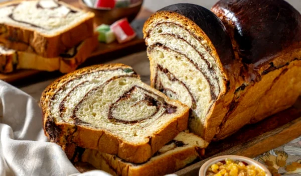 Cozonac cu aluat oparit 696x392 jpg webp