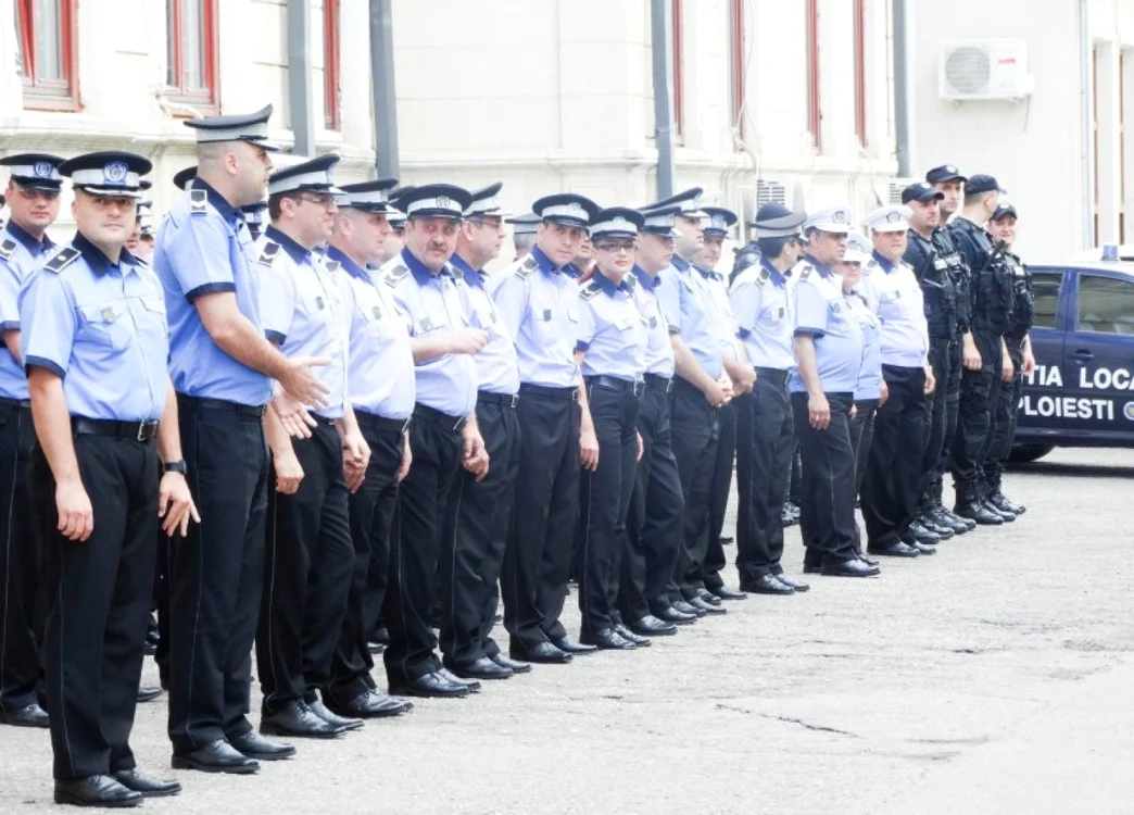 Poliţişti locali din Ploieşti FOTO polocploiesti.ro