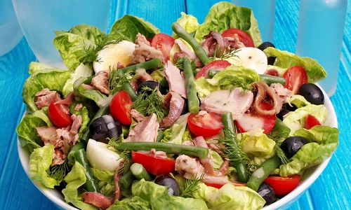 salata de ton cu fasole verde si masline jpeg