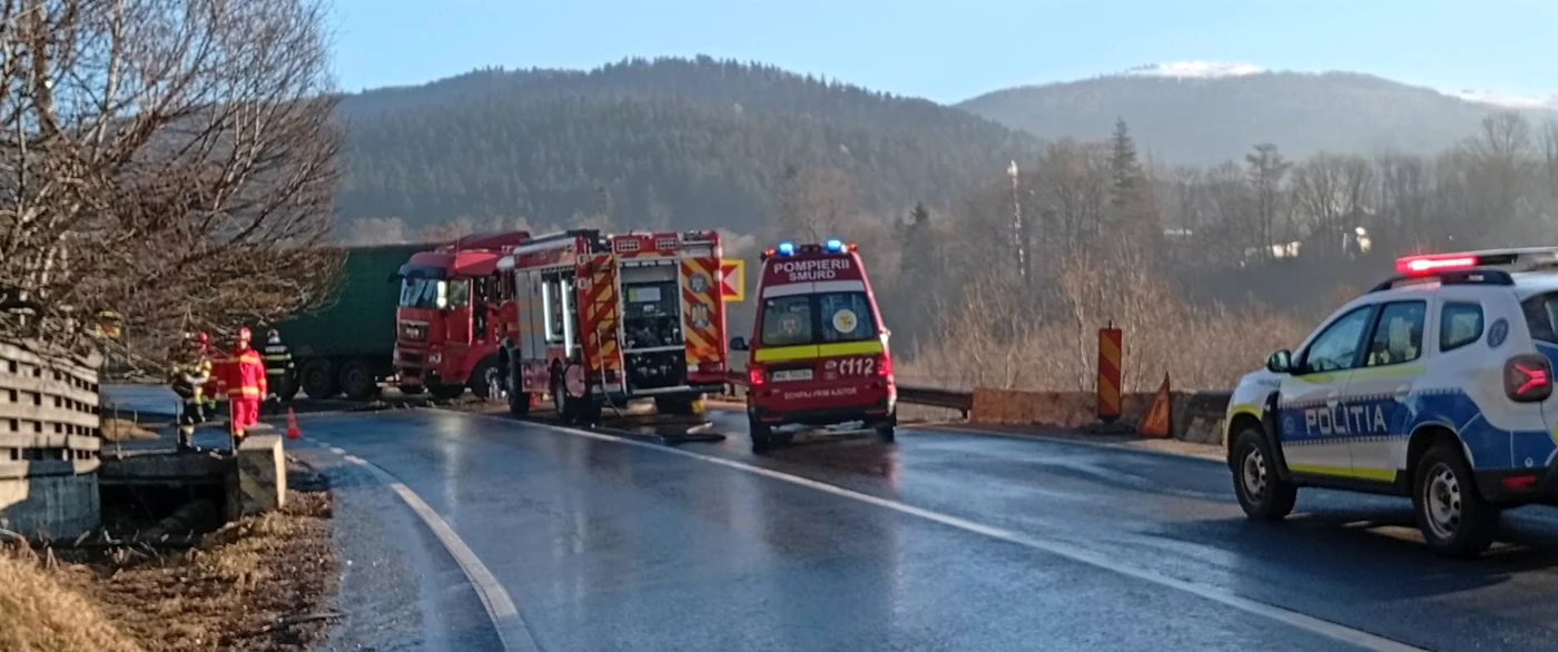 Trafic complet blocat pe DN1, la Bușteni FOTO: Facebook/Alexandru Vlad