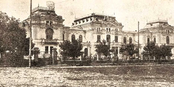 cladirea sfatului tarii