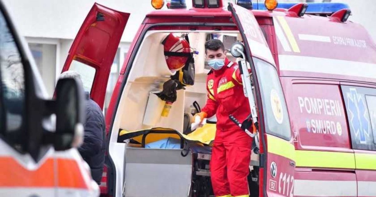 Adolescent de 17 ani rănit după o cădere de pe acoperișul unei biserici din Constanța: accident sau sinucidere?