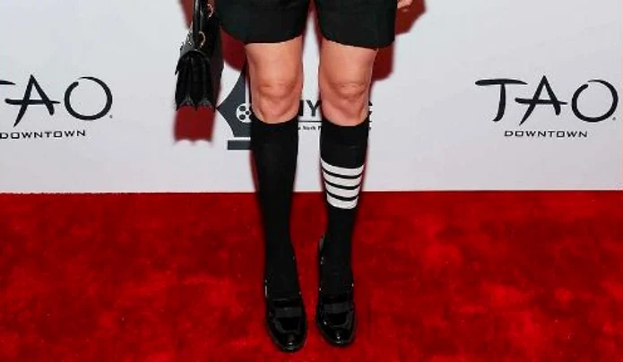 Șosete Thom Browne. FOTO Facebook Thom Browne