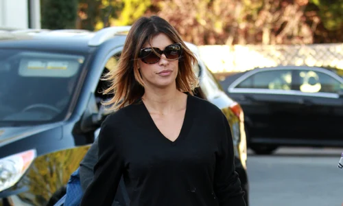 Elisabetta Canalis shopping at Bristol Farms jpeg