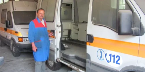 Ambulantele au o valoare de inventar de 4.000 de lei
