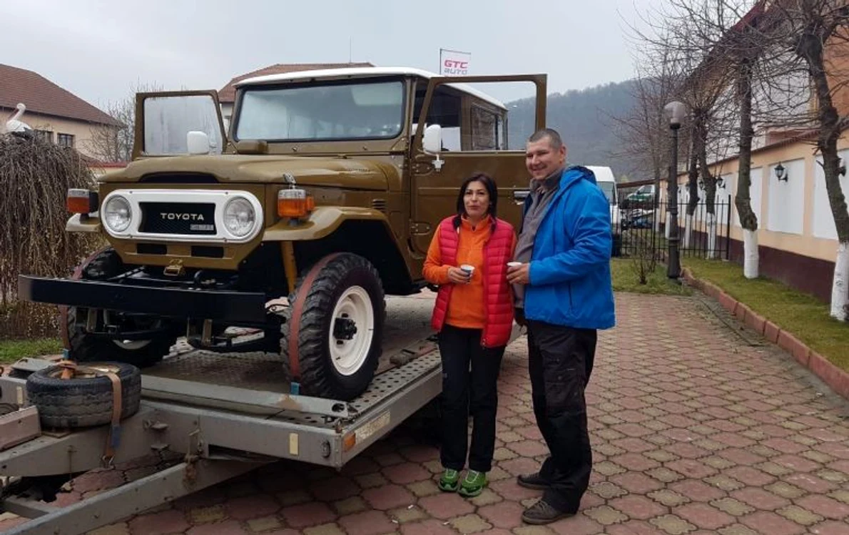
    Soții Duică vin de la mare distanță să concureze în România  