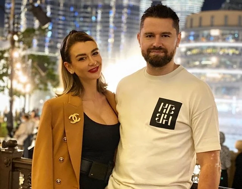 
    Raluca și Denisa Tănase, în vacanță în Dubaifoto: arhiva personală  
