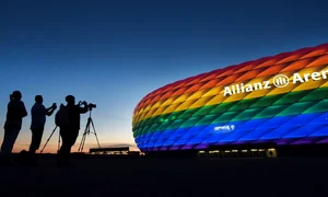 allianz arena curcubeu jpeg