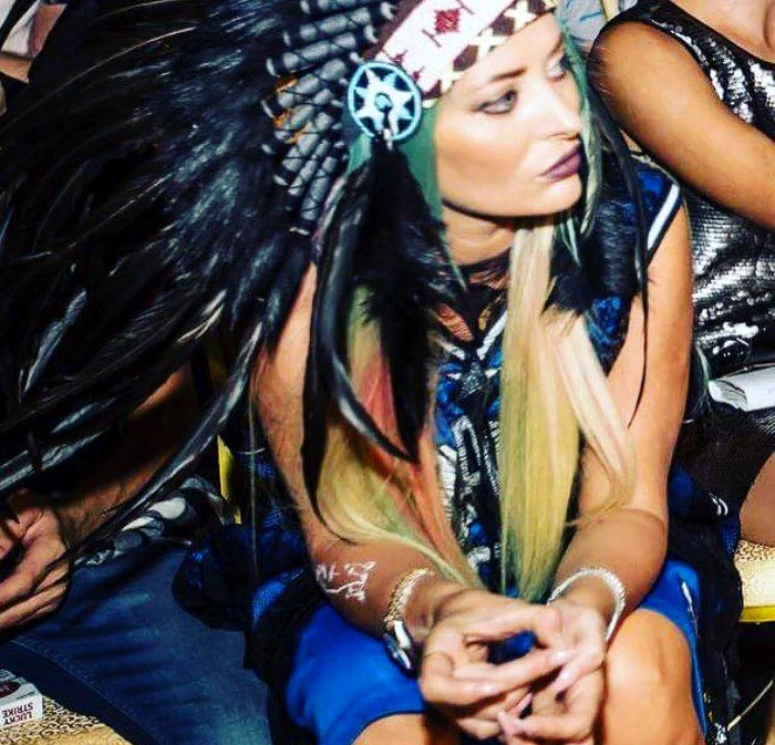 Delia (33 de ani) ar putea fi interzisă de CNAfoto: Arhiva Personală