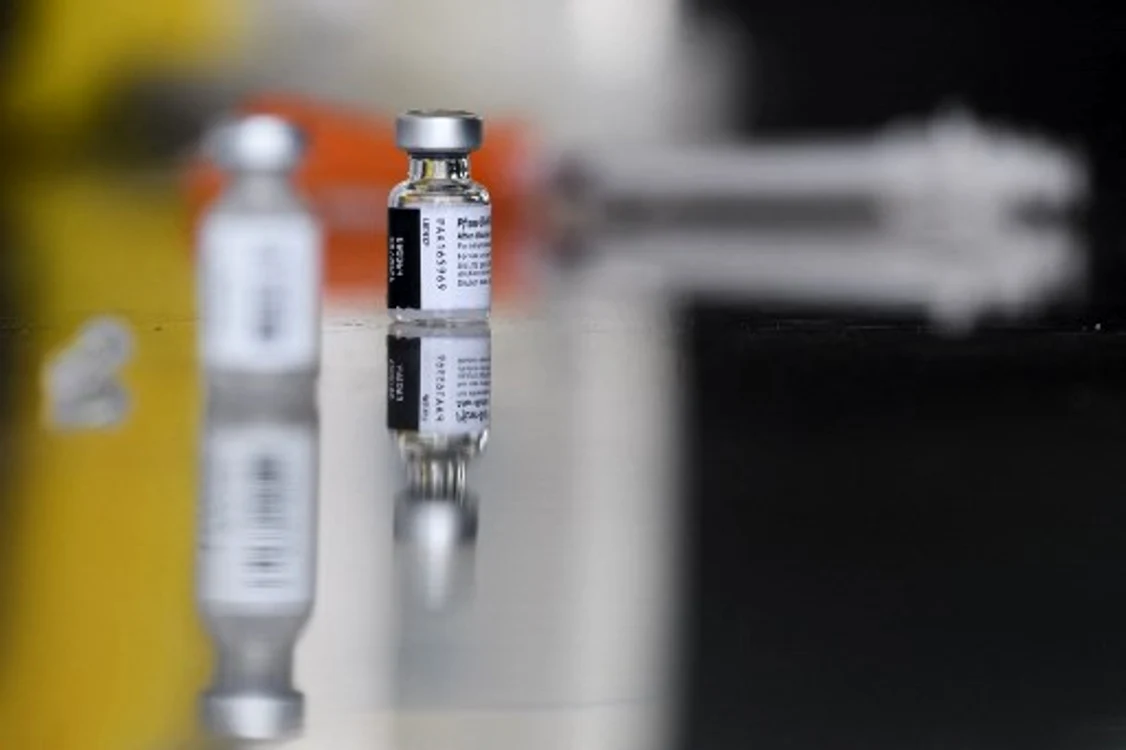 
    Medicamentul oral experimental pentru tratarea Covid-19 al companiei Pfizer ar putea fi disponibil în curând,foto: AFP  