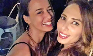 12 andreea raicu si iulia vantur in mumbai jpeg