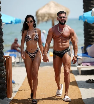 Dorian Popa a petrecut un weekend de vis la mare, în compania viitoarei sale soții