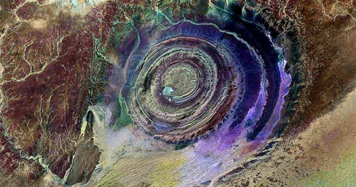 ochiul saharei cele mai misterioase locuri de pe terra