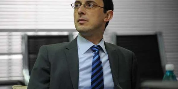 Laurian Lungu economist