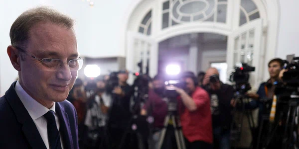 Întâlnirea prim-ministrului desemnat, Luca Niculescu, cu reprezentantii USR, în București, 12 octombrie 2026